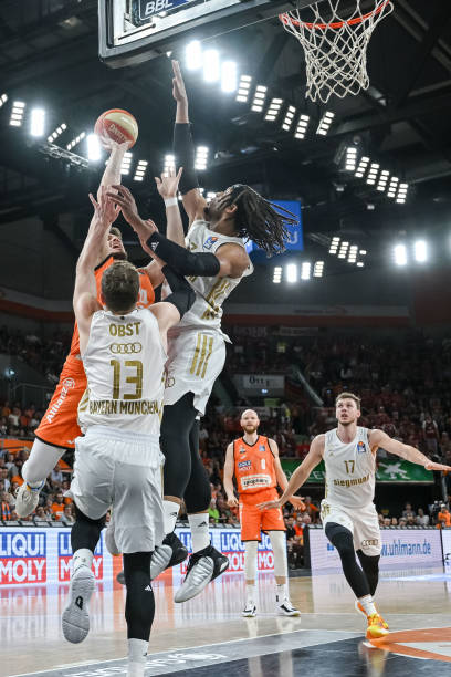 于德豪今晚 于德豪今晚