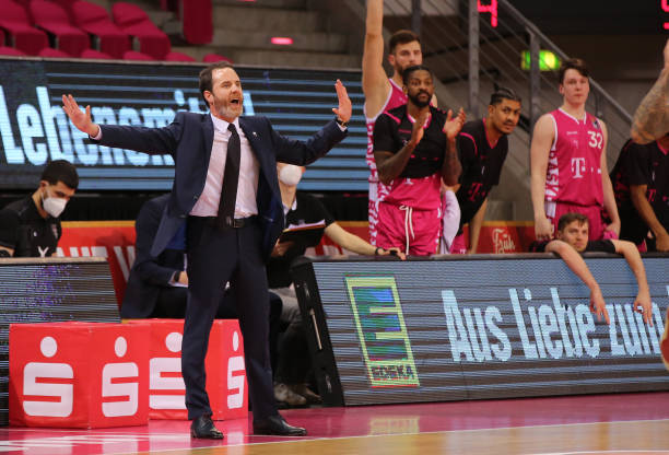 海港队的贡 海港队的贡